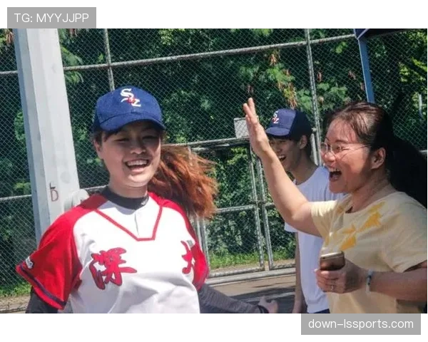 中国女垒主力游击手训练中手指骨折，世界杯前景蒙尘